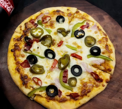 10 Palangtodh Veggie Pizza 2 Coke (250Ml)