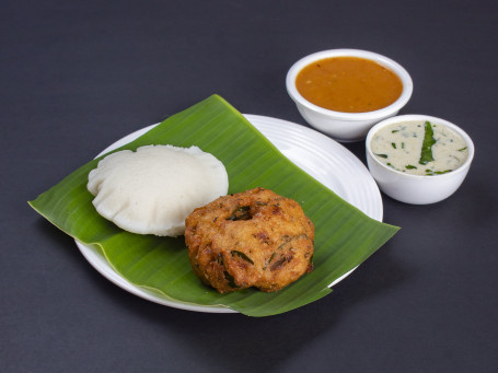 Idli And Menduvada (1+1)