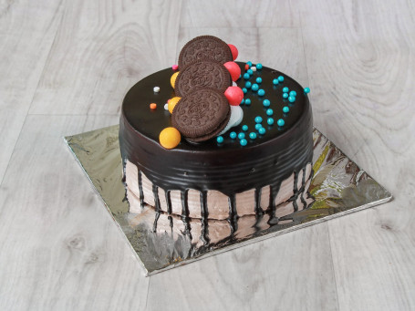 Eggless Chocolate Oreo Cake (500 Gms)