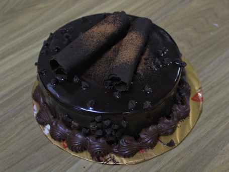 Truffle Chips Premium Cake