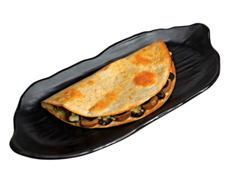 Quesadillas De Champiñones, Aceitunas Negras Y Queso