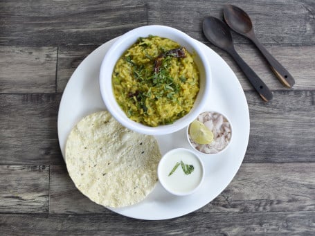 Dal Khichadi Fry Papad Dahi