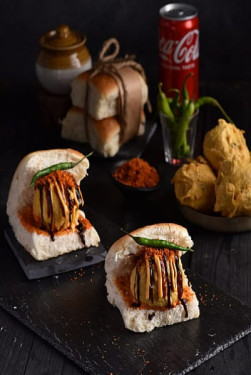 Tangy Tandoori Vada Pav