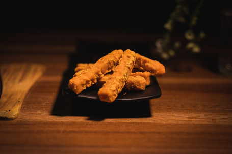Chicken Fries With Dip [8 Pcs]