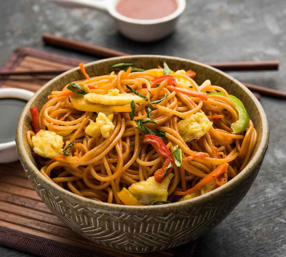 Schezwan Noodles (300 Gm)