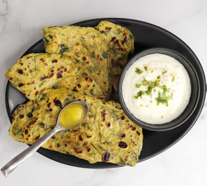 Thepla With Curd