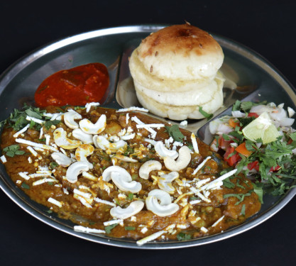 Butter Kaju Bhaji Pav