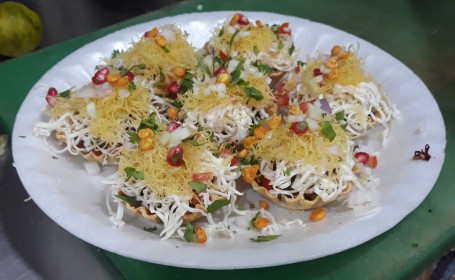 Cheese Dahi Basket Puri