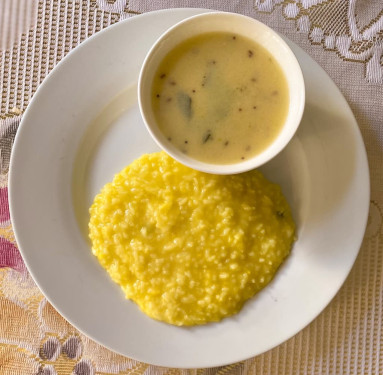 Yellow Khichdi (Sadi) Kadhi