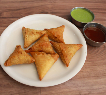 Navtad Samosa [6Pcs]