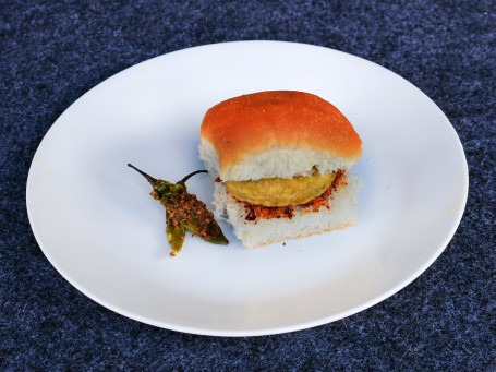 Street Vada Pav