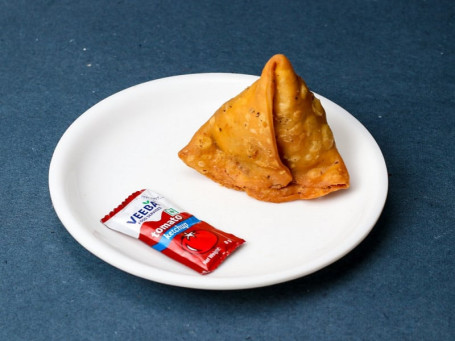 Channa Samosa 1 Pcs