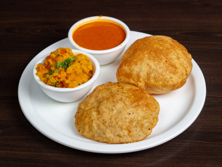 Poori Bhaji With Korma