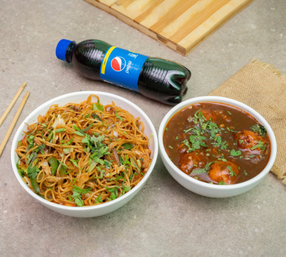 Veg Noodles With Manchurian Gravy Combo (Serves 1)