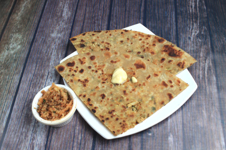 Aloo Paratha With Butter (1 Pc)