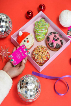 Christmas Donuts Pack Of 4 Donuts)