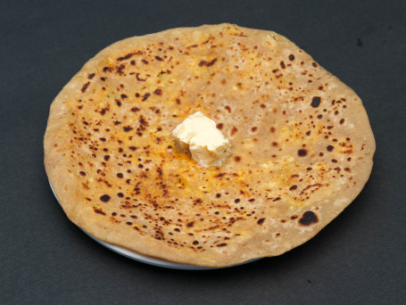 Aloo Paratha With Curd And Butter