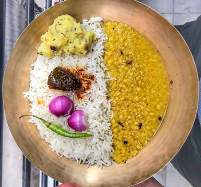 Daal Bhat Chokha