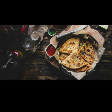 Desi Ghee Gobhi Special Parantha Served With Curd, Chutney And Achaar