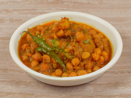 Kachori With Channa