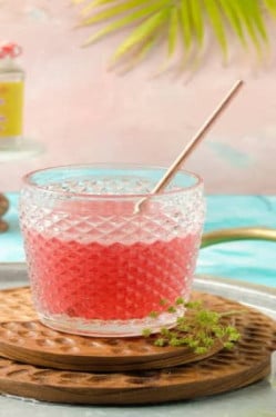Strawbeery Lemonade