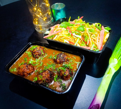 Veggie Loaded Noodles 1 Kg Box Veg Manchurian 650 Grams