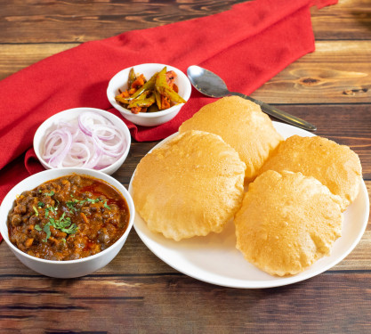 Chana Poori 4Pcs