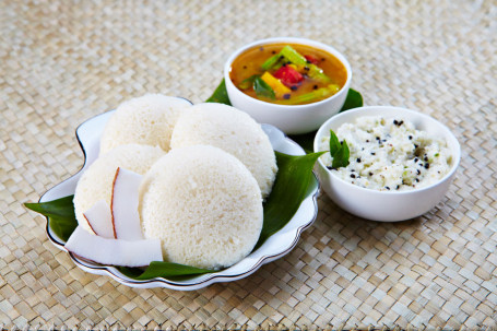 2 Idli Sambar