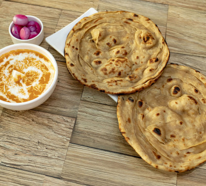 Paneer Gravy Thali With 2 Lachha Parantha