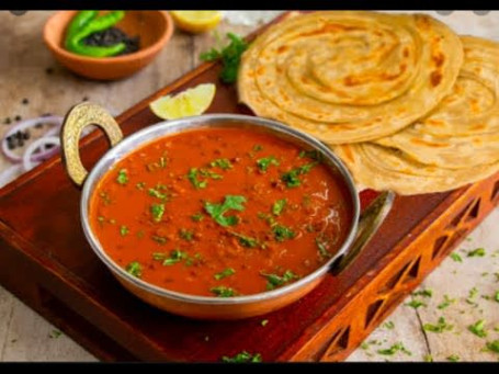 Dal Makhnai Thali With 2 Lachha Parantha Combo