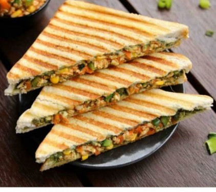 Samosa Sandwich With Cheese