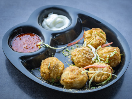 Crispy Veggie Momos (8 Pcs)