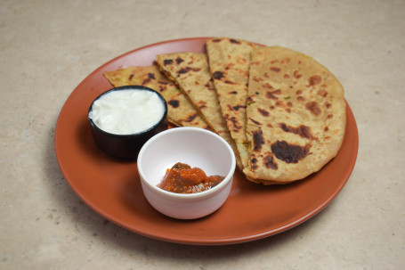 2 Mix Parantha+Dahi+Butter