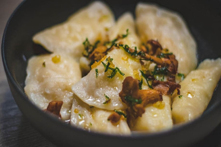 Fried Veg Momos(10 Pc)