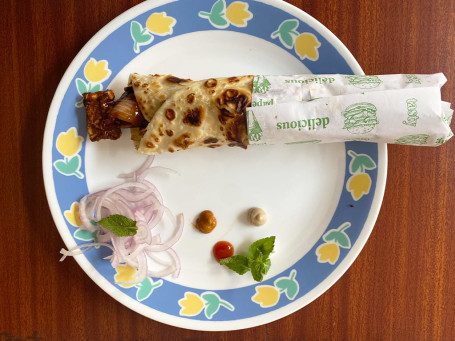 Single Chilly Paneer Roll