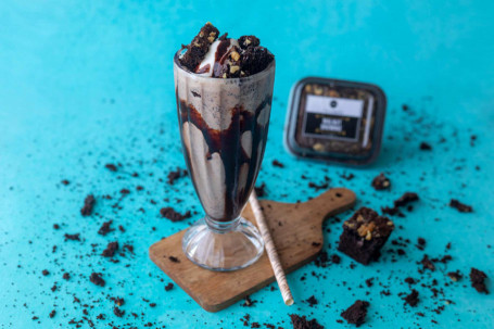 Brownie Classic Shake