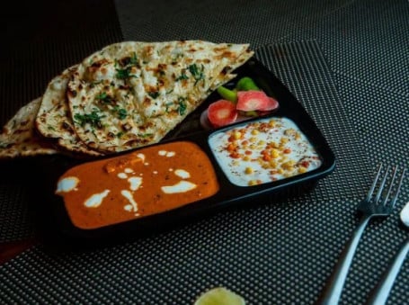 Paneer Butter Masala 2 Naan Raita