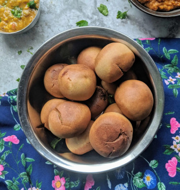 Masala Baati (1 Pc)