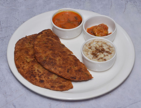 Pyaz Paratha With Curd 2 Pcs