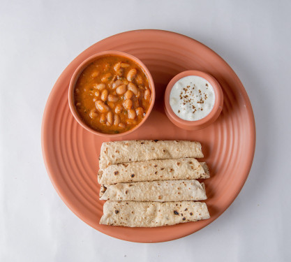 Rajma With Tawa Roti