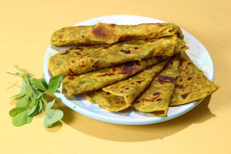 Aloo Methi Pyaza Paratha