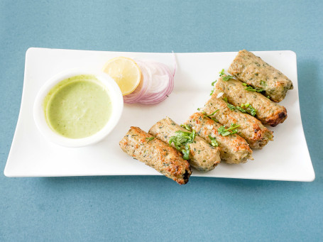 Boneless Chicken Seekh Kebab (8 Pcs)