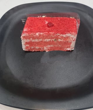 Red Velvet Pastry [3 Slice]