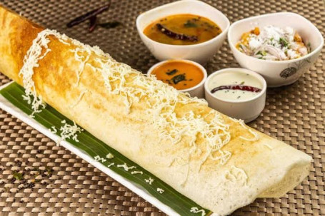 Schezwan Plain Dosa With Paneer