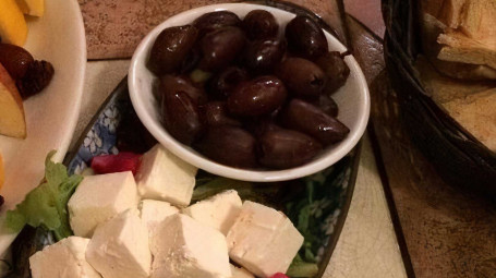 Aceitunas Feta Y Kalamata