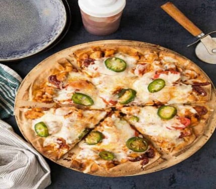 Barbacoa Y Pizza De Pollo Makhani