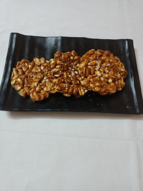 Gud Mungfali Chakki Peanuts Punjabi Tikki)