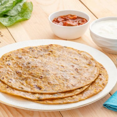Thepla With Curd Pickle