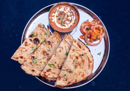 Dal Makhni With Choice Of Bread