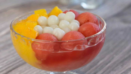 Strawberry Mango Juice Sago Lychee Jelly With Mango Ice Cream